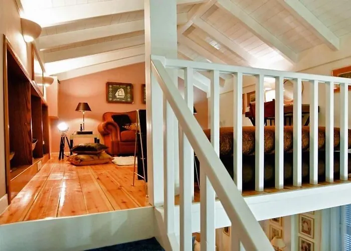 Acropolis Luxury House